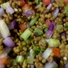 A picture of Moth Dal Chaat.