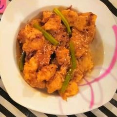 A picture of Dragon Chicken.