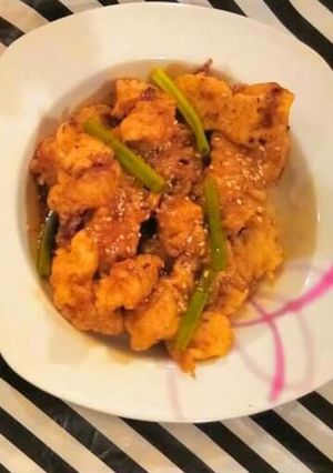 A picture of Dragon Chicken.