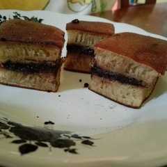 A picture of Martabak Manis aka Terang Bulan.