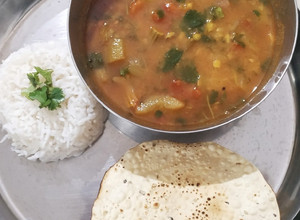A picture of Sambhar rice.