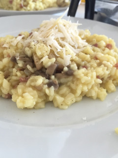 Una foto de Risotto de jamón y champiñones improvisado