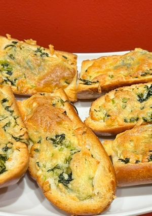 Una foto de Pan de Ajo 🧄