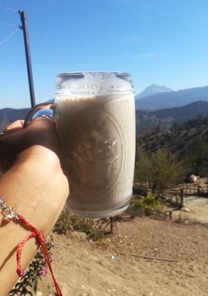 Una foto de Batido de plátano&avena🍌🌾