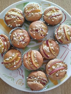Foto di Muffin alle pesche & mandorle gluten-free