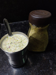 મસાલા દૂધ(Masala Milk Recipe in Gujarati) રેસીપી મુખ્ય ફોટો