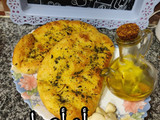خبز الثوم و الزيت الزيتون