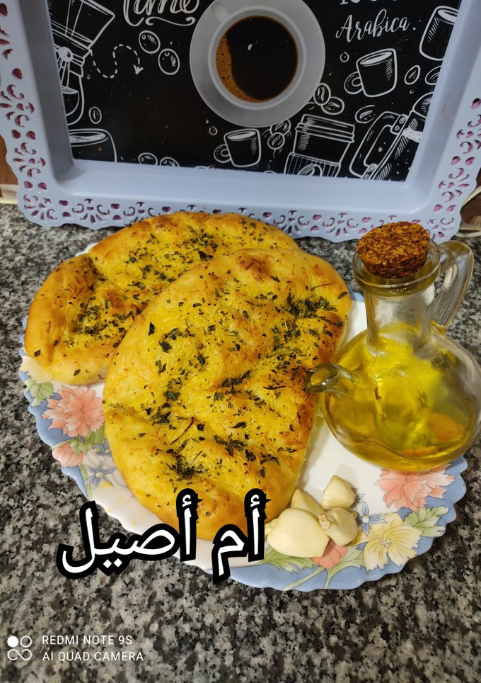 صورة لوصفة خبز الثوم و الزيت الزيتون