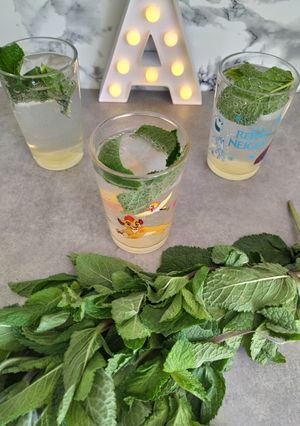 Une photo de Boisson fraîche menthe/citron