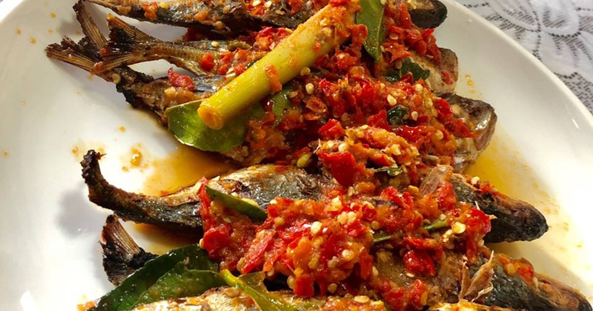 Resep Ikan Kembung Bumbu Rujak Oleh Yolanda Putri - Cookpad