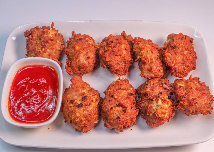 หมูสับทอดกระเทียมพริกไทย หรือ หมูก้อนทอด กินกับซอส อร่อยสุดๆ😋