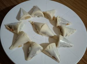Una foto de Bombones o conitos rellenos
