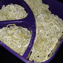 รูปของ Mie homemade bayam