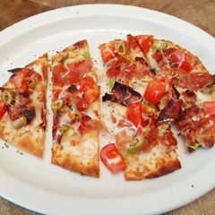 A picture of Prosciutto Naan Pizza.