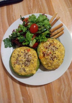 Una foto de Zapallitos rellenos de ricota, queso y choclo