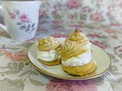 Una foto de profiteroles sin huevo