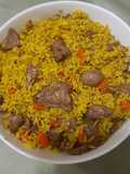 Arroz pilaf con hígado de res al vino tinto