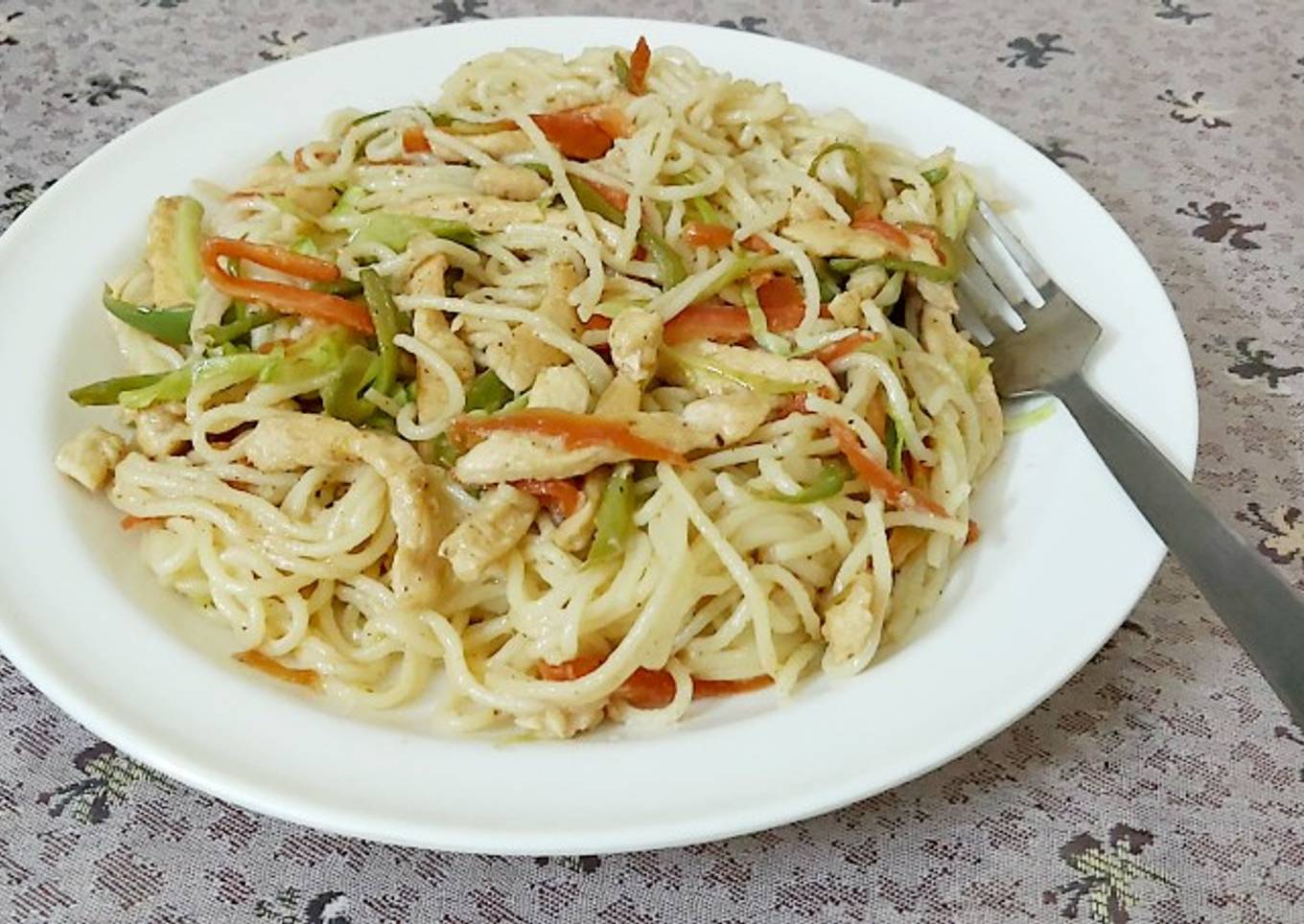 Chicken chow mein