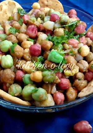 A picture of Rainbow Chana Chaat.