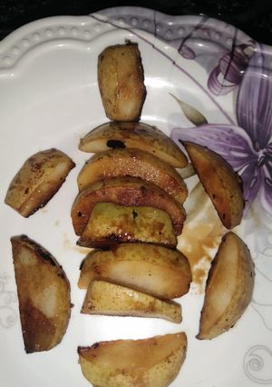 A picture of Caramelized pear.