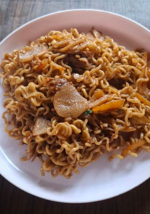 Foto resep Mie goreng homemade sat set