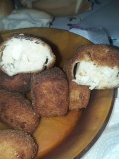 Una foto de Croquetas de huevo
