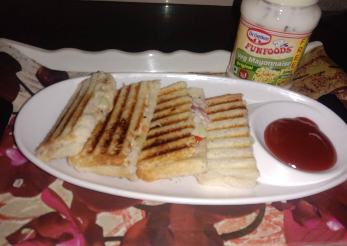 Grilled mayonnaise sandwich
