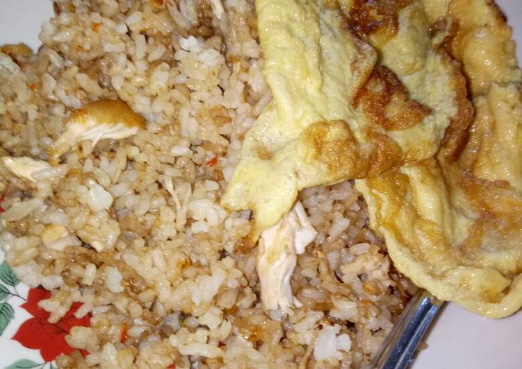 Bagaimana Menyiapkan Nasi goreng seadanya, Lezat
