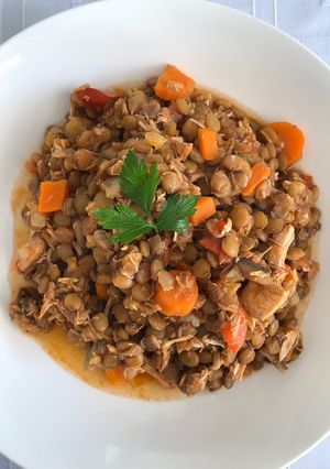Una foto de Lentejas con pollo (para diabéticos)