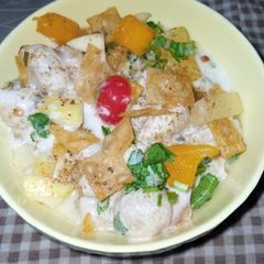A picture of Boondi Fruity Chaat.