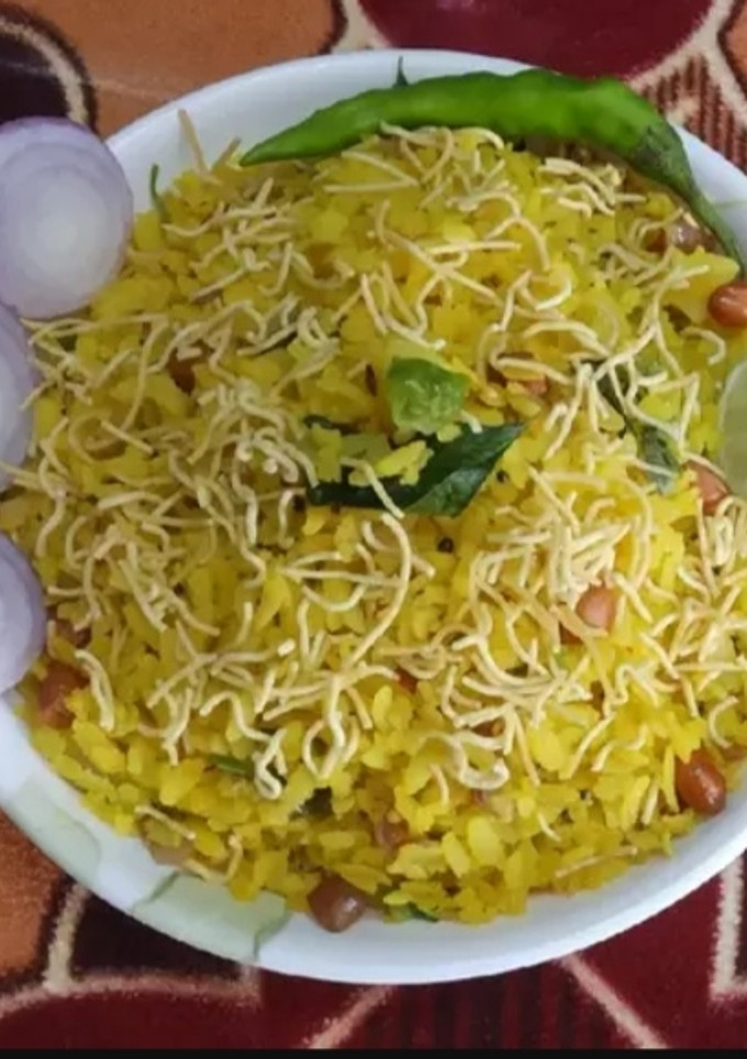 A picture of Kanda Batata Poha.