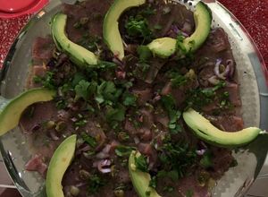 Una foto de Sashimi de atún