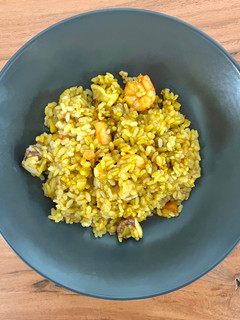 Una foto de 🥘 Arroz con calamares 🦑