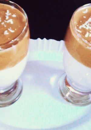 A picture of Dalgona coffe.
