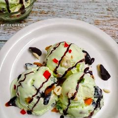 A picture of American Dryfruit Ice cream.