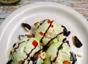 A picture of American Dryfruit Ice cream.