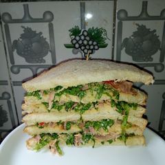 A picture of Chicken sandwich.