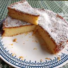 Una foto de Torta de coco y yogurth
