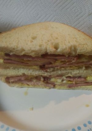 A picture of Canadian Bacon Sandwich.