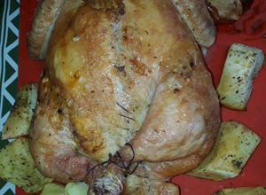 Una foto de Pollo Relleno Con Papas Al Horno😋