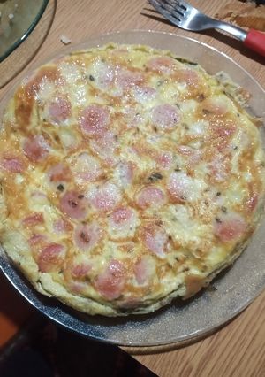 Una foto de Tortilla de salchicha