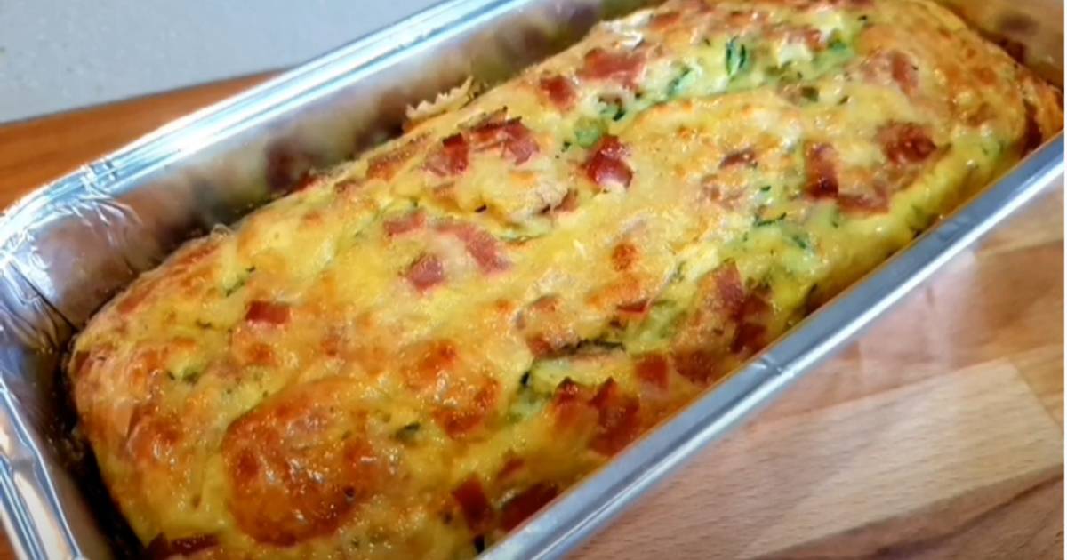 Пирог из кабачка с ветчиной и сыром