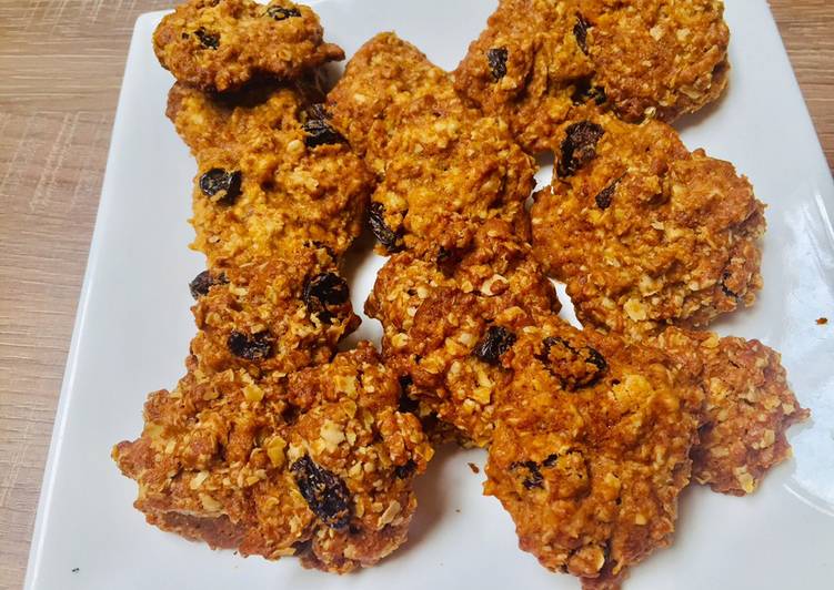 Bagaimana Menyiapkan Oatmeal Raisin Cookies, Menggugah Selera