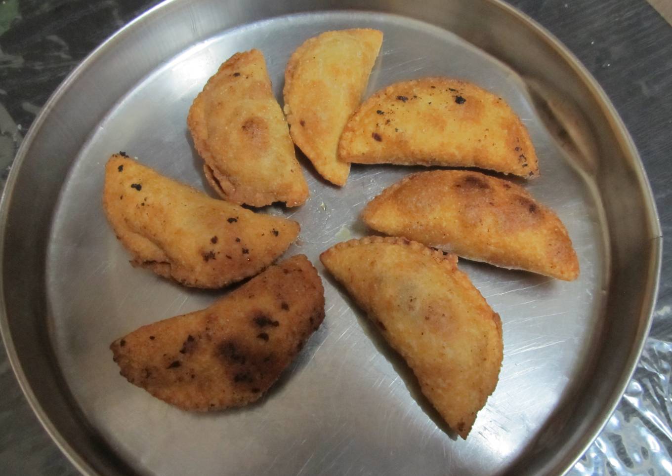 Kai Kadabu(Coconut Rice dumplings)