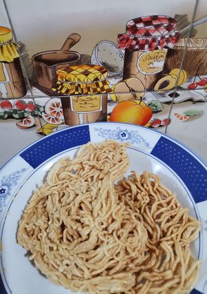 A picture of Crispy Crunchy Sev.