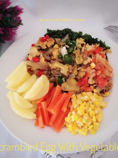 Foto resep Scrambled Egg With Vegetables 🥕🥔
