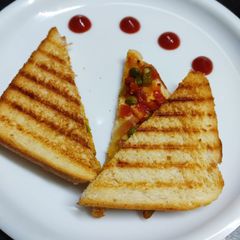 A picture of Grilled cheesy toast.