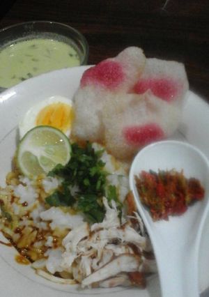 Foto resep Bubur ayam kuah soto medan #merahputih