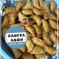 รูปของ Pastel Abon Renyah Gurih