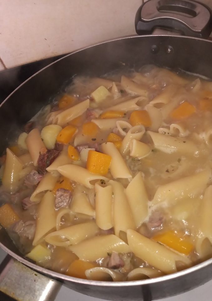 Una foto de Guiso con sobras de asado